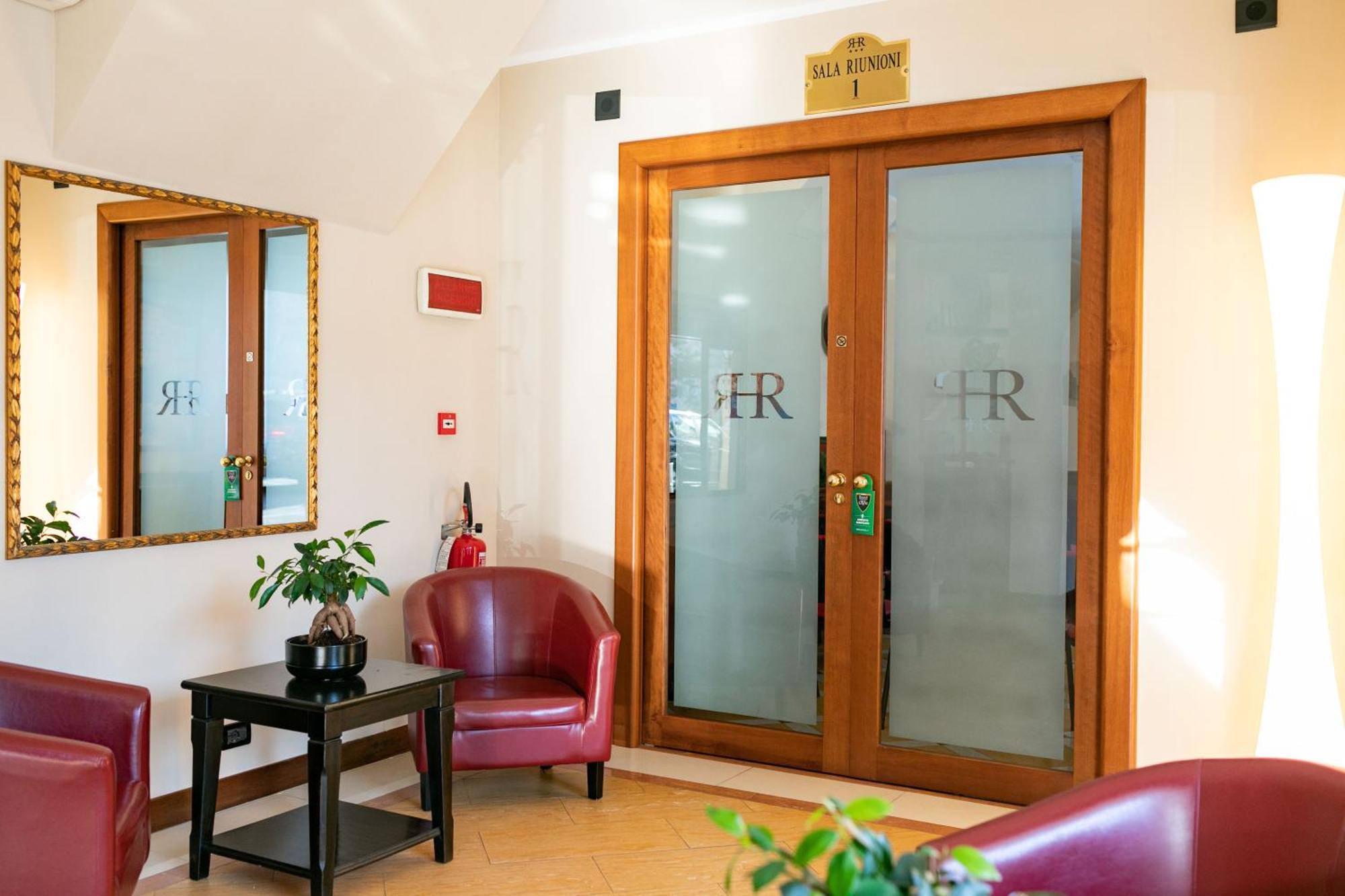 Apartahotel Rex Génova