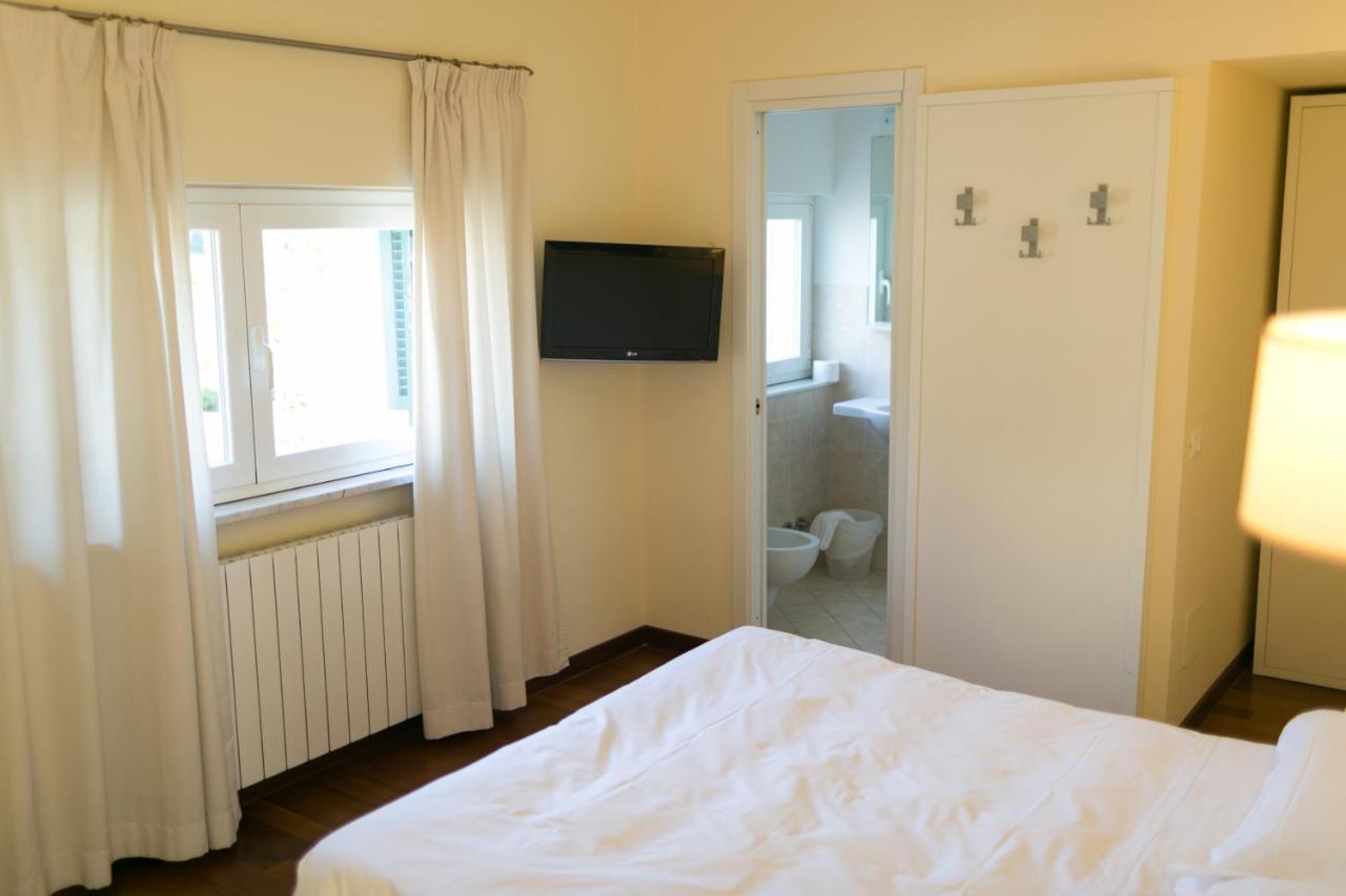 Rex 3* Genua